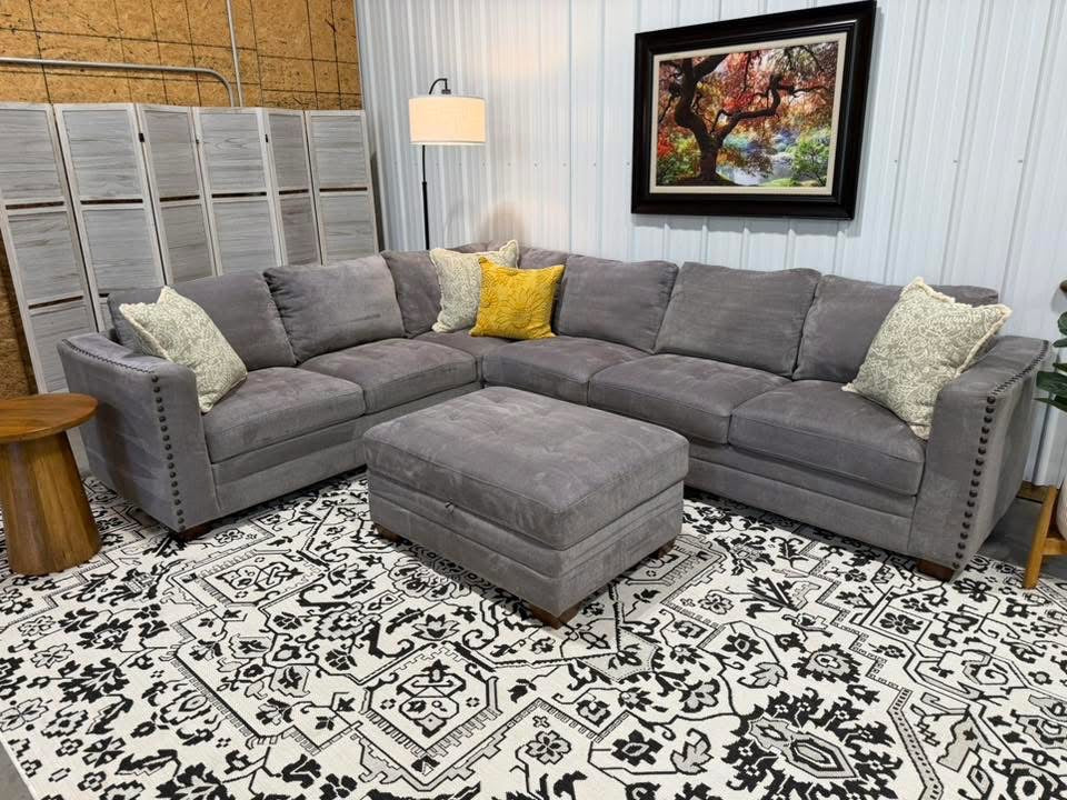 Gray 2Piece Thomasville Sectional