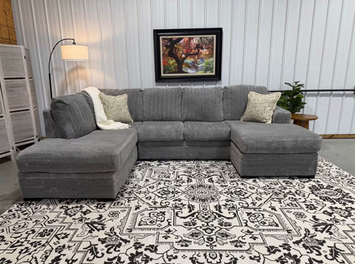 3 Piece Like New Gray Comfy Sectional