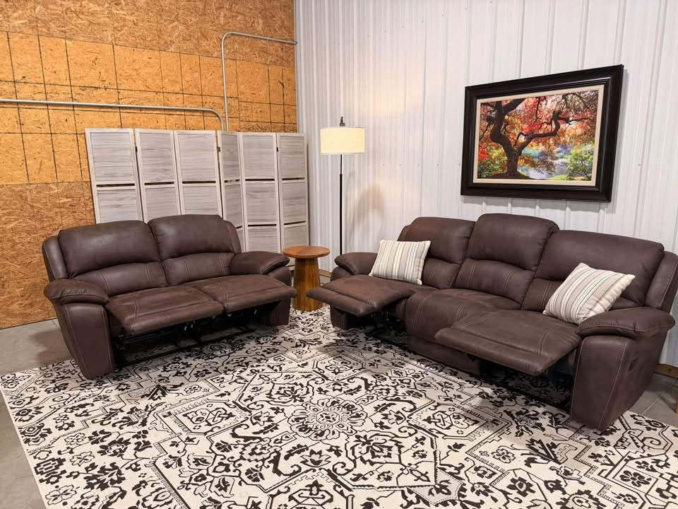 Like New Brown Reclining Sofa + Loveseat