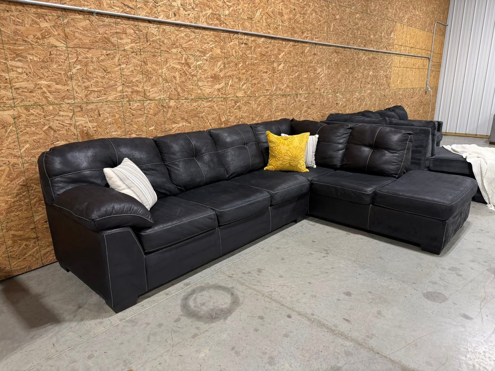 2 Piece Dark Gray Sectional