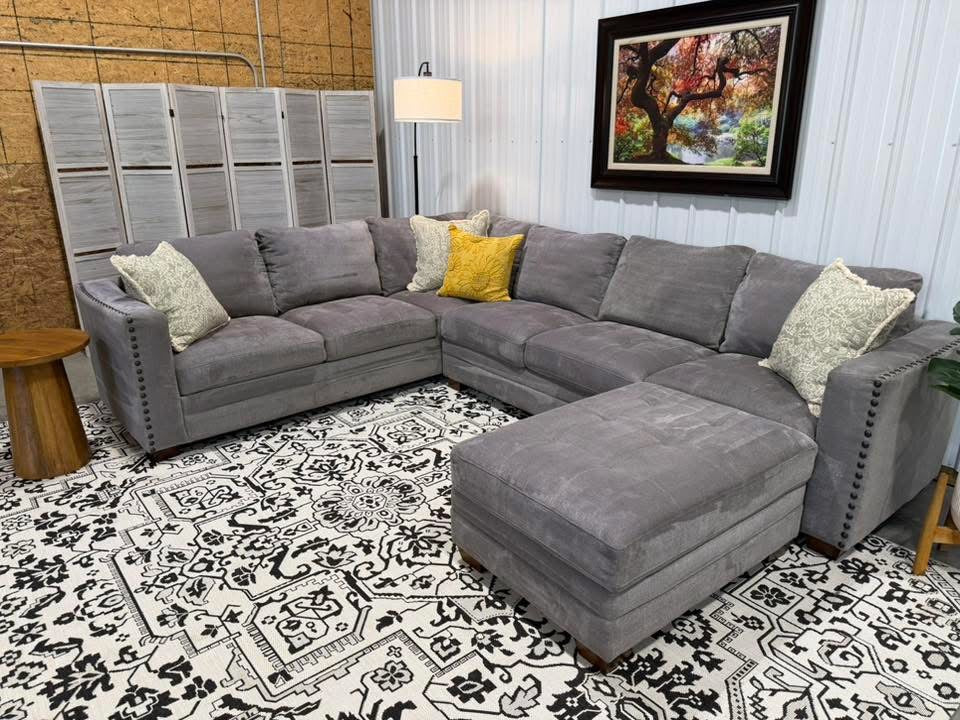 Gray 2Piece Thomasville Sectional