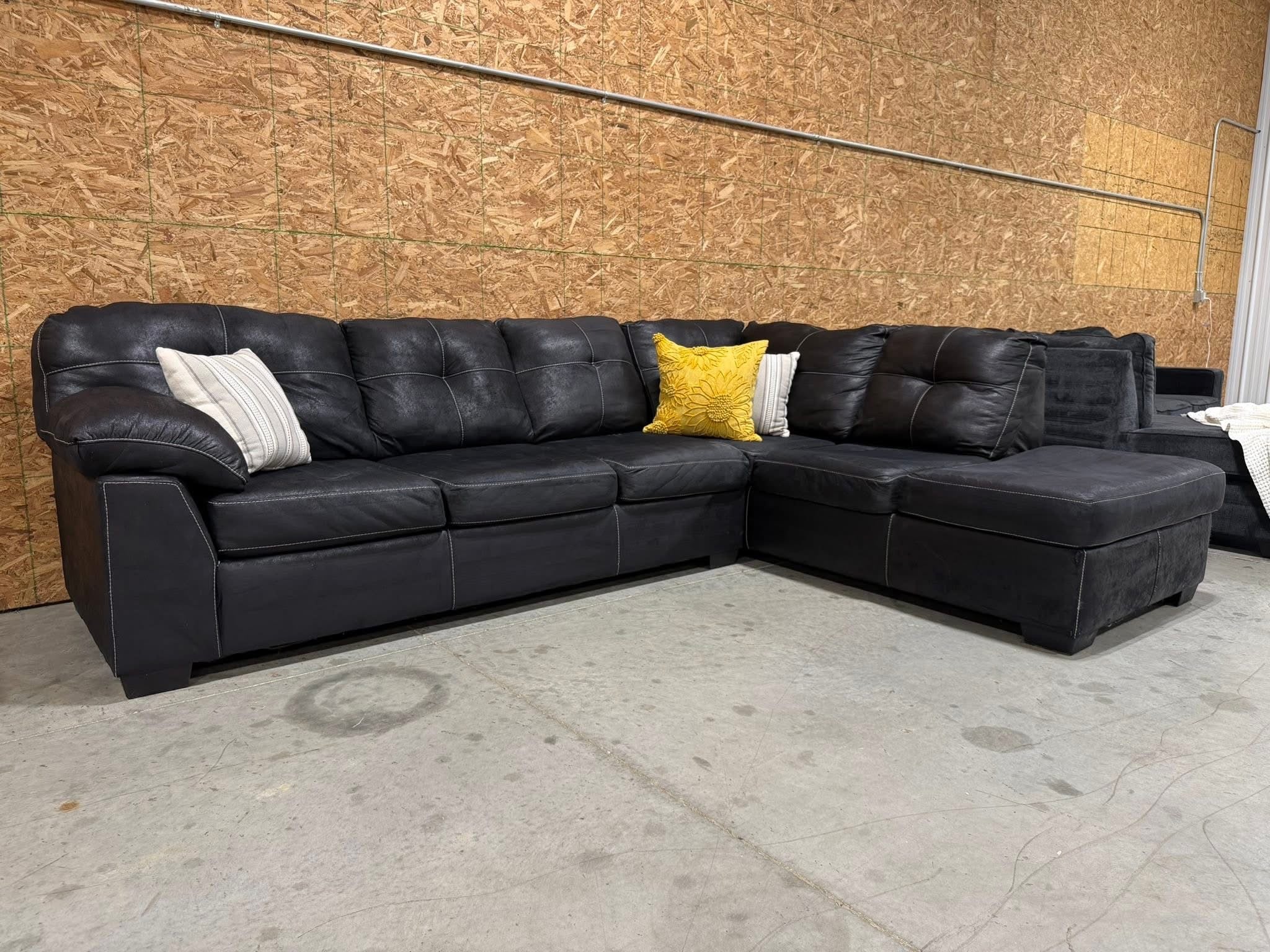 2 Piece Dark Gray Sectional
