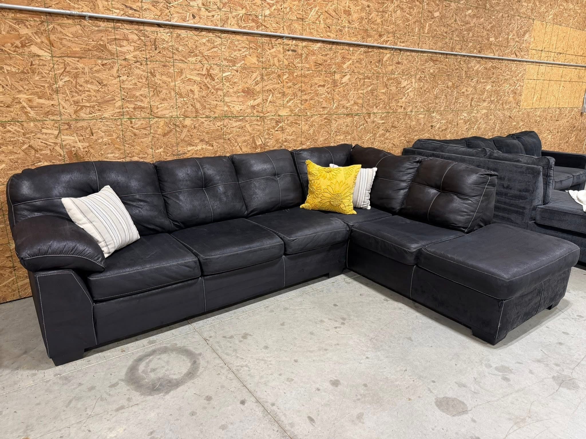 2 Piece Dark Gray Sectional