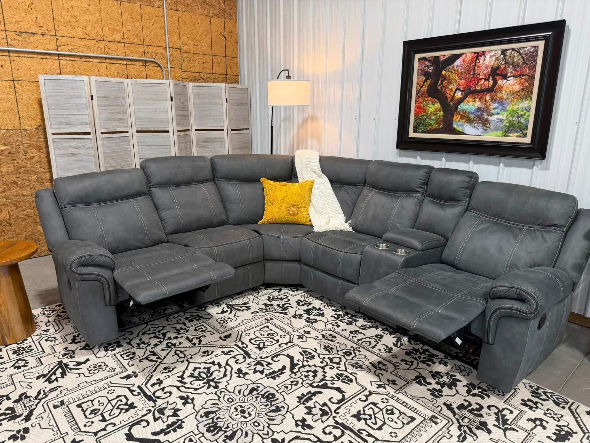 3 Piece Reclining Sectional