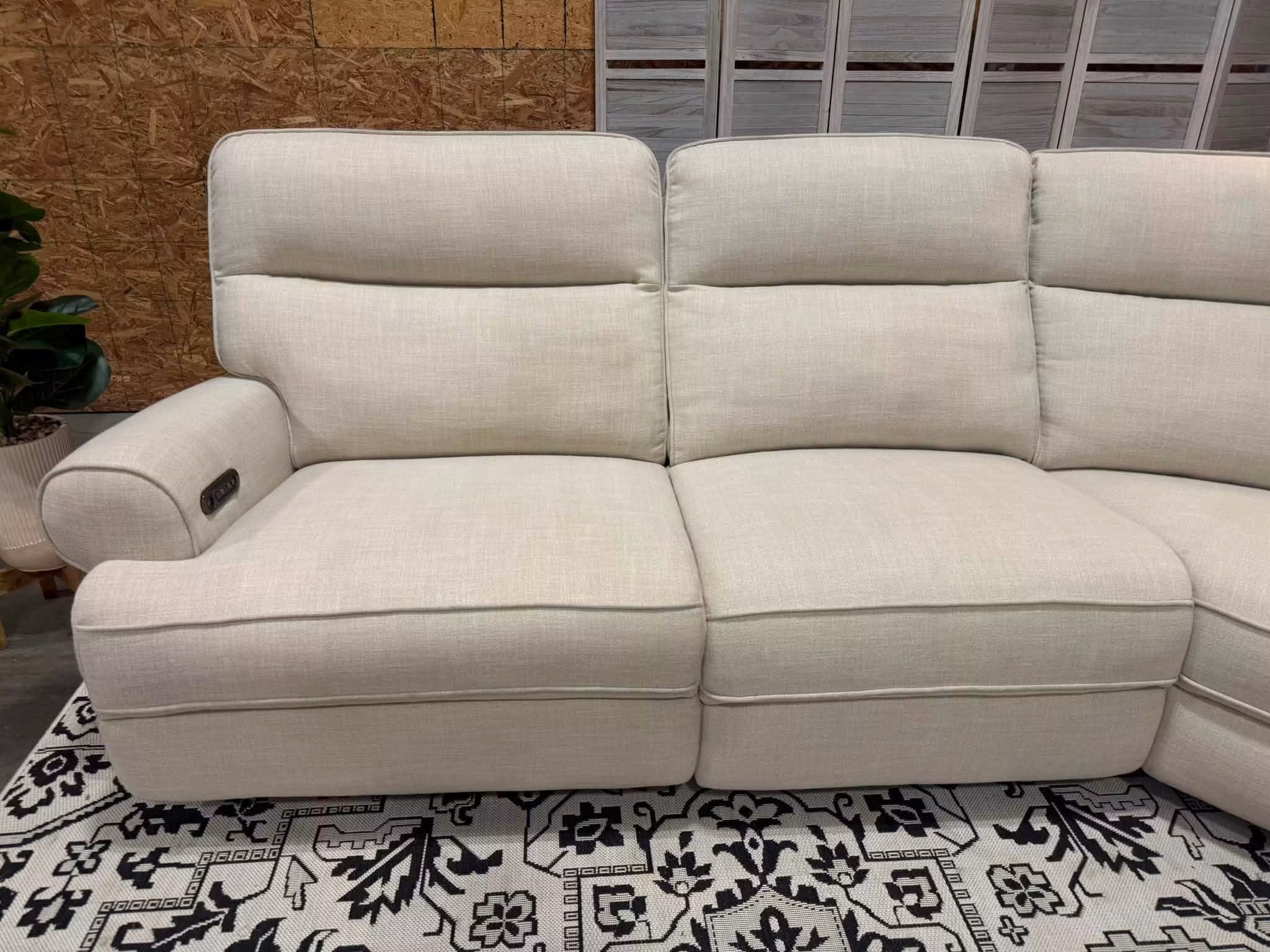 6 Piece Cream Power Reclining Modular Sectional by American Signature