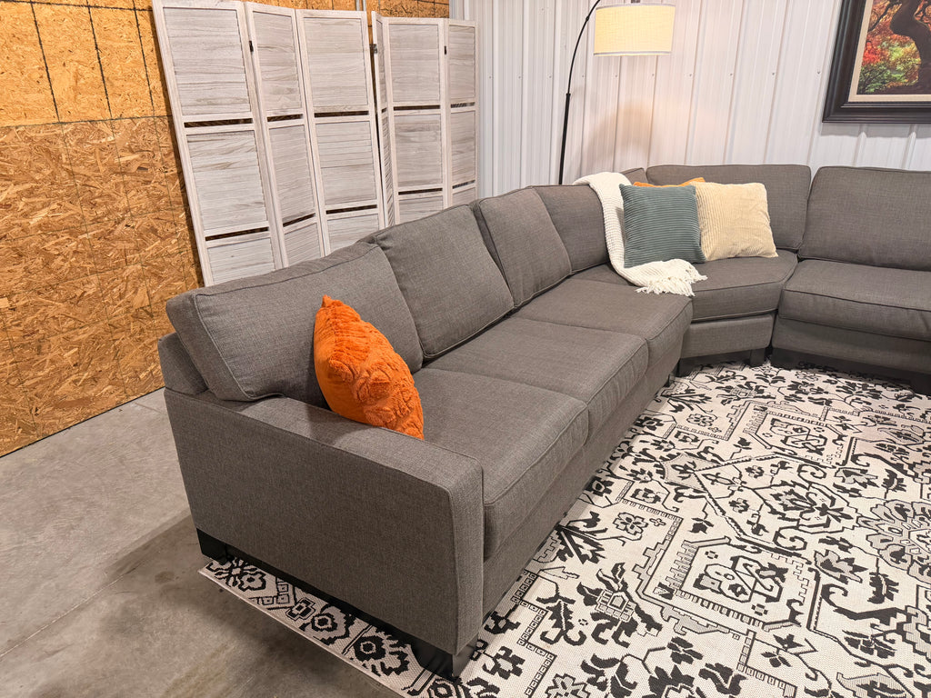 5 Piece Gray Jonathan Louise Sectional