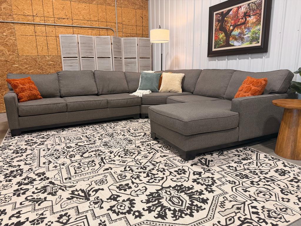 5 Piece Gray Jonathan Louise Sectional