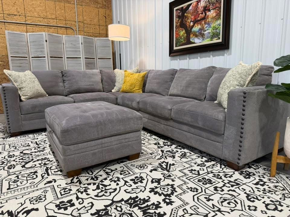 Gray 2Piece Thomasville Sectional