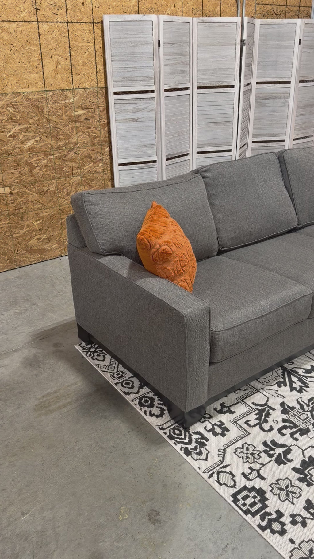 5 Piece Gray Jonathan Louise Sectional